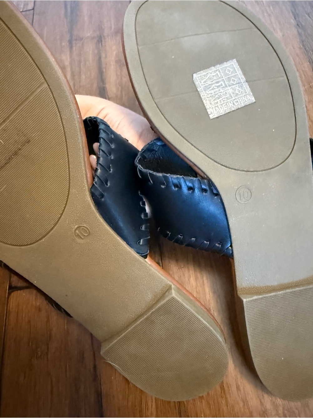 Womens black sandals - Picture 4 of 7